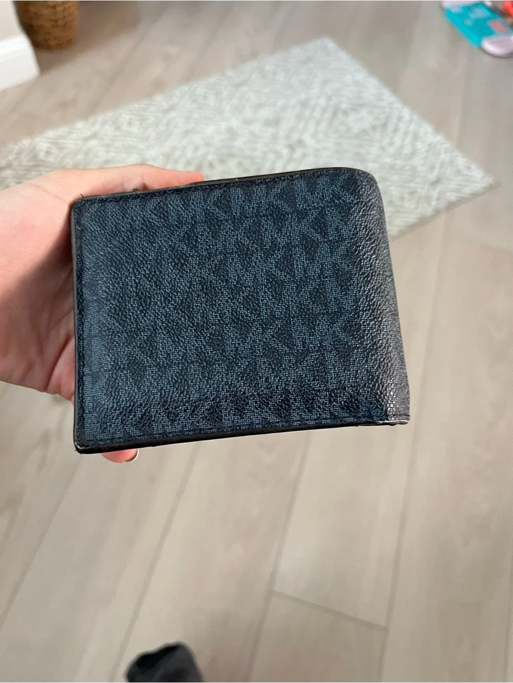 Michael Kors sleek bifold